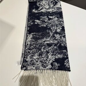 Dior Monochrome Cashmere Blend Scarf